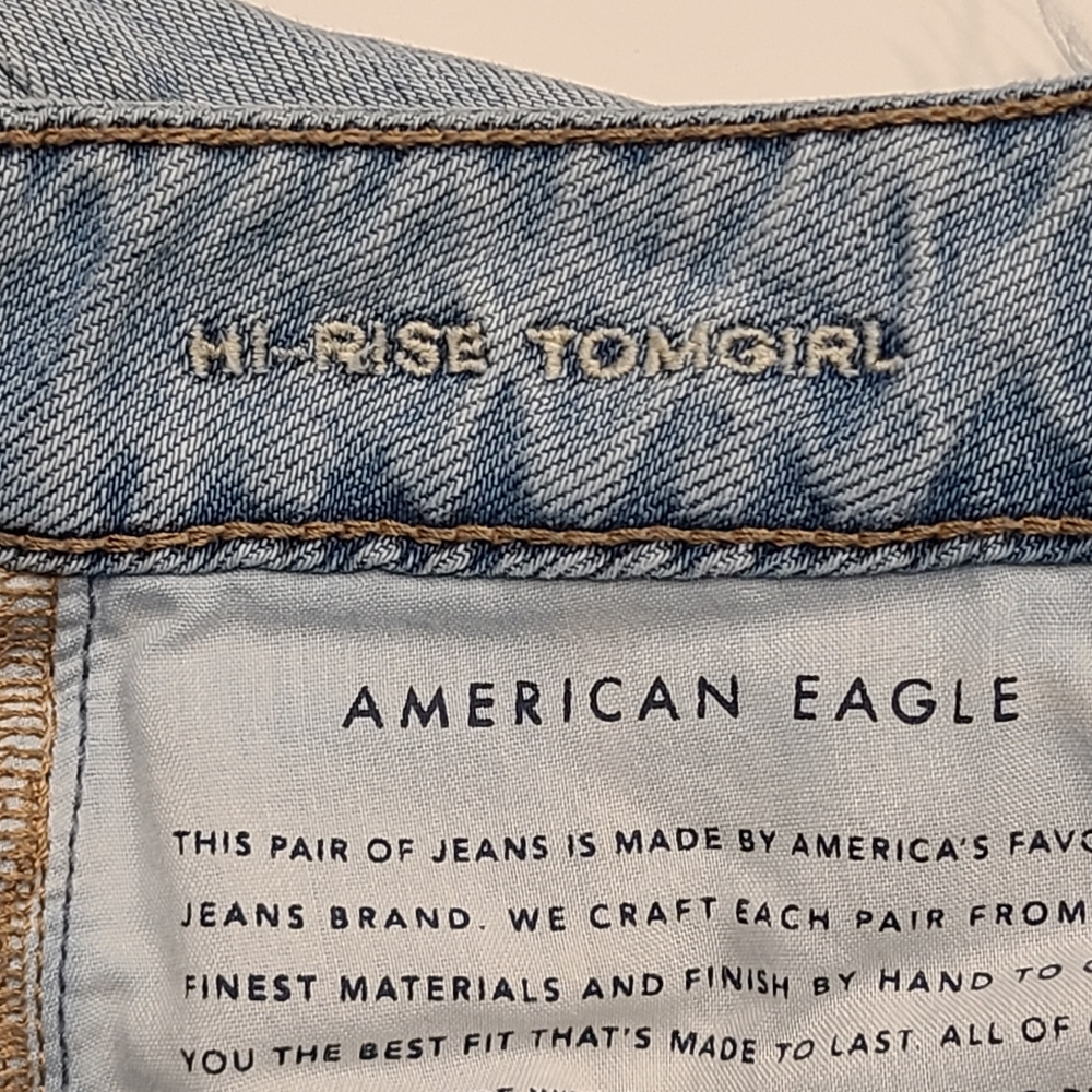 American Eagle Hi-Rise Tomgirl Distressed Light Wash Straight Leg Jeans 2 - Picture 13 of 16